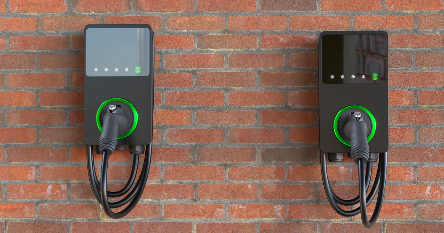 Rød murstensvæg med ladebokse